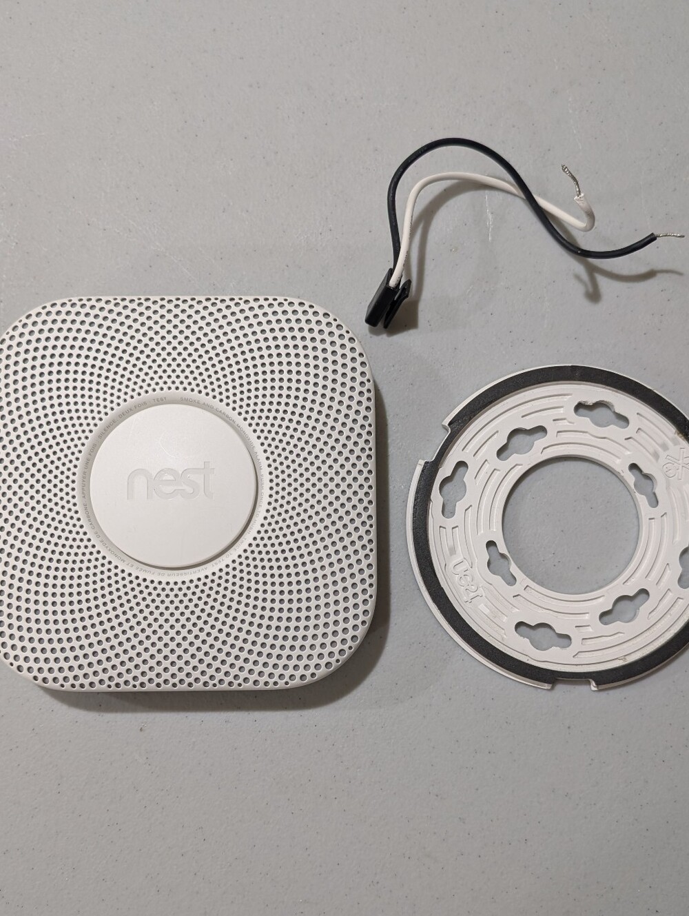 Google Nest Protect 2nd Generation Wired Smoke + Carbon Monoxide Alarm - Expired